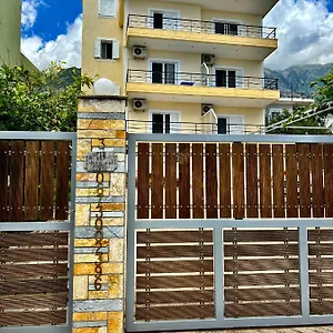  Guest house J&b